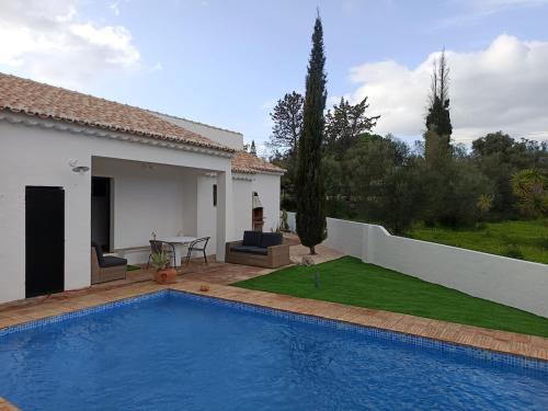 Casa NMLima – khách sạn tại Cabeco Esteves