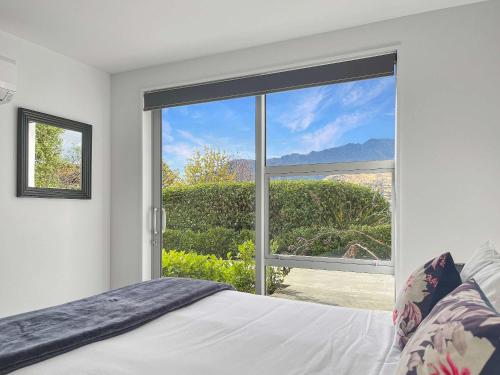 Remarkables View Eco House - image 8