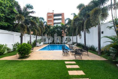 Spacious and chic house in Las Mercedes in Ypané
