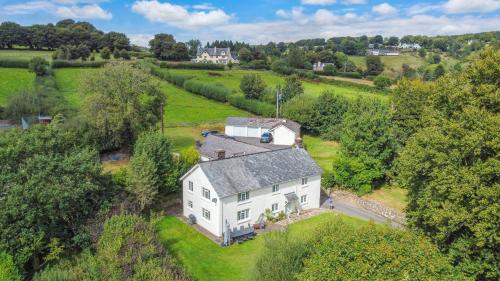 Iekārtas, Wey House Withypool in Withypool