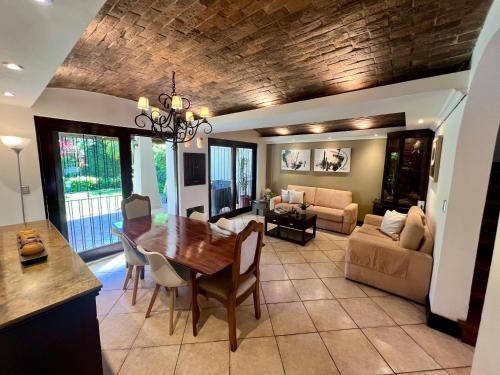 ARANJUEZ LOFTS Santa Ana in 聖安娜