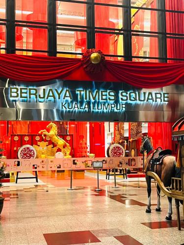 LaLa Suite AT Barjaya Times Square KL - image 11