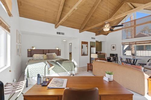 Desert Escape with Private Balcony condo in Indian Wells