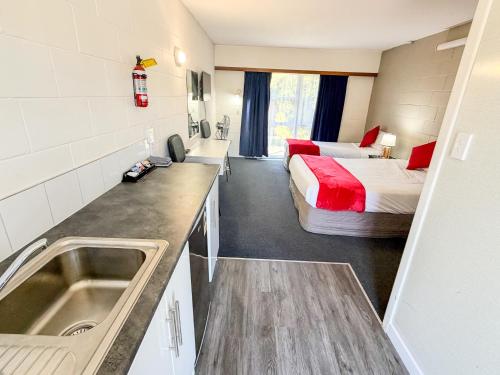 Midway Pacifica Lodge – khách sạn tại Lower Hutt