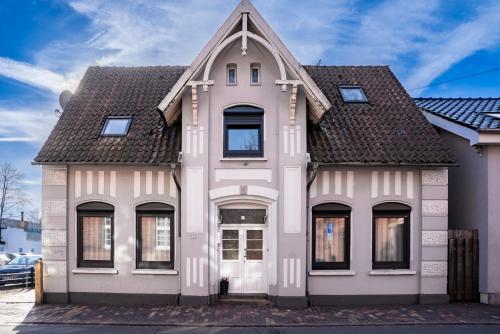CityStayNMS - Direkt am Bahnhof und Einkaufszentrum in Neumünster, Deutschland