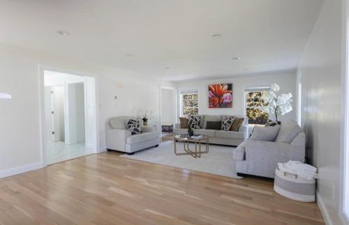 Charming Home for a Perfect Escape in Springs (NY)