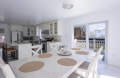 Charming Home for a Perfect Escape in Springs (NY)