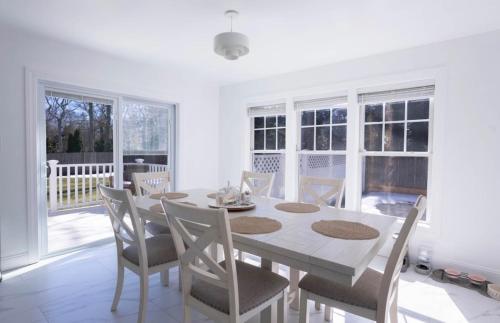 Charming Home for a Perfect Escape in Springs (NY)