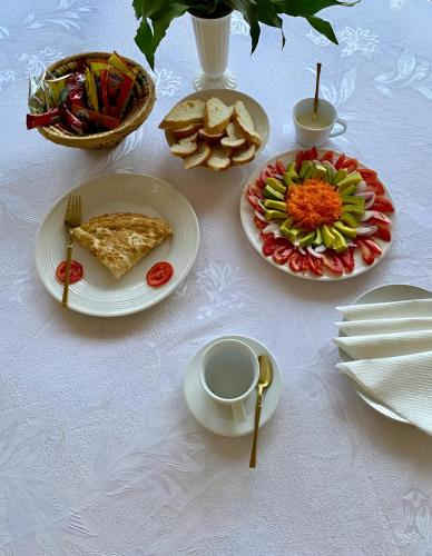 Food and beverages, Hotel Foham Oasis in Bafoussam