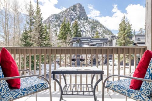 Cross Creek - Pool and Hot Tubs by Daniel in Frisco, USA
