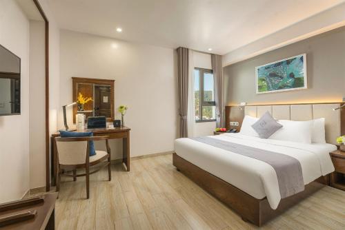 room detail thumbnail 0