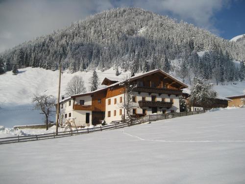 Haus Salvenmoser - Accommodation - Zahmer Kaiser / Walchsee