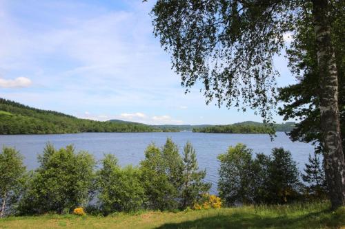 Gîte du lac de vassivière (Gite du lac de vassiviere) in Peyrat-le-Chateau