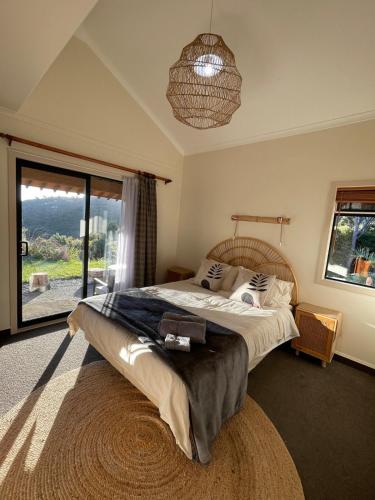 Schooner Bay Retreat a unique Japanese style home in Great Barrier Island