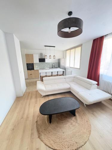 Spacieux appartement quartier Coty