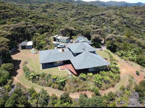 Schooner Bay Retreat a unique Japanese style home in Great Barrier Island