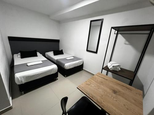 room detail thumbnail 0