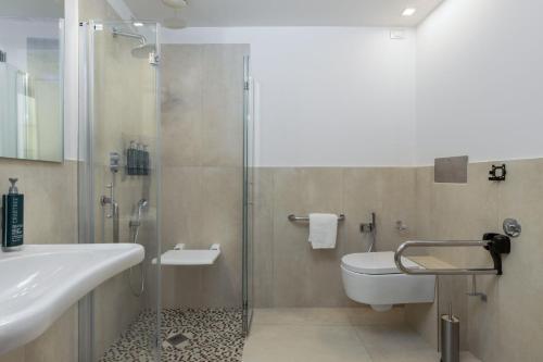 DoubleTree by Hilton Florence Metropole Room Type - King Room - Mobility Access