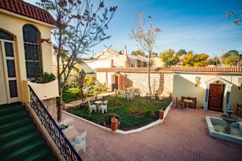Exterior view, Villa Pomme d'Or in Midelt