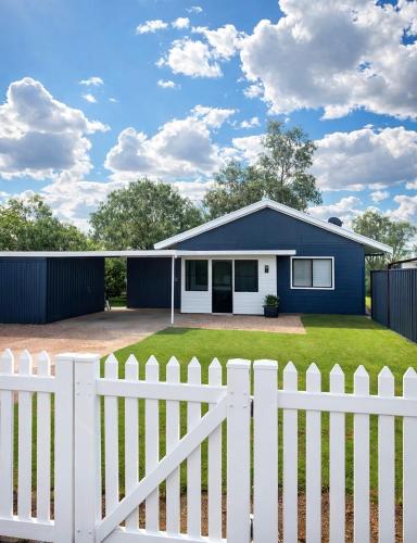 The Ridge Retreat in Lightning Ridge