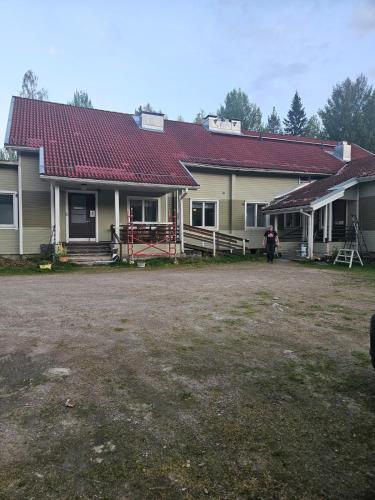 350m² 9 guļamistaba, 5 privāta vannas istaba Dzīvoklis Komula
 (B&B Aittoranta) in Komula