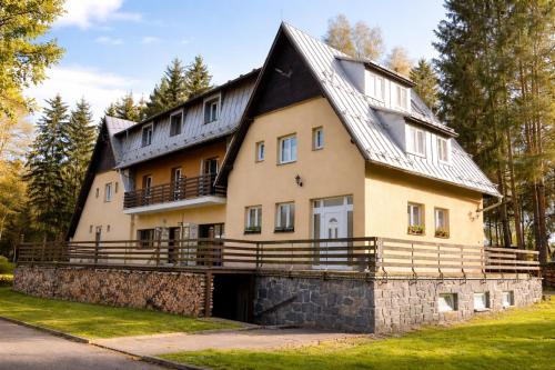Hotel Gaudeamus in สวรัตกา