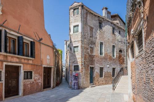 Paruta Corte Nascosta Apartment - image 4