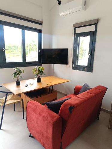 Maria 5 Minimalist newly built maisonette gîte à louer Káto Almyrí