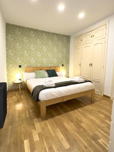 Cava Baja Signature Apartment - main image