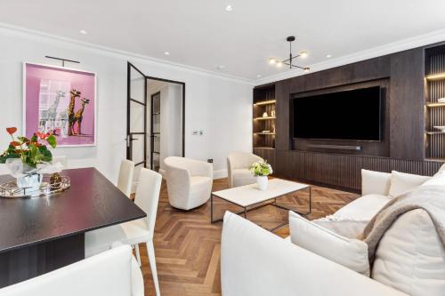 Mayfair London Exclusive Luxury Apartment - image 3