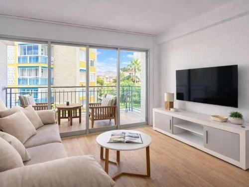 Apartamento Renovado con estilo en Poniente