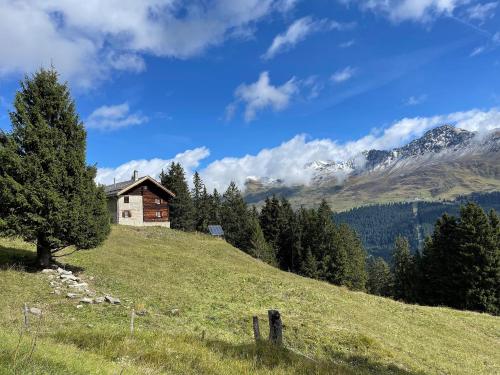 Ski cabin for 10 people right on slopes in Lenzerheide/Lai, Schweiz