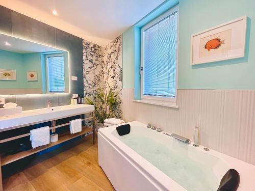 Plaza Lago di Garda Rooms - Rooftop, Lakeview & Jacuzzi 2