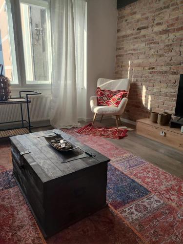 Private Room in the hearth of the city Renovated