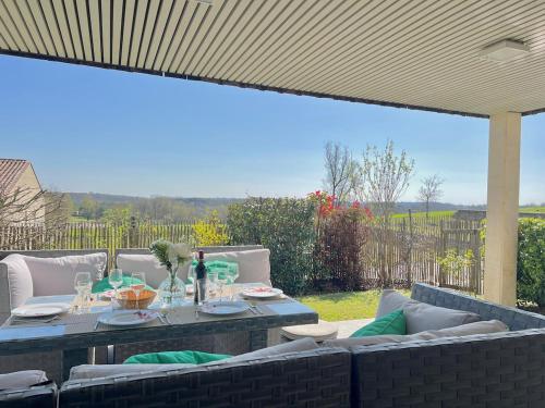 Villa St Andrews sur le Golf de Saint-Emilion in Castillon-la-Bataille