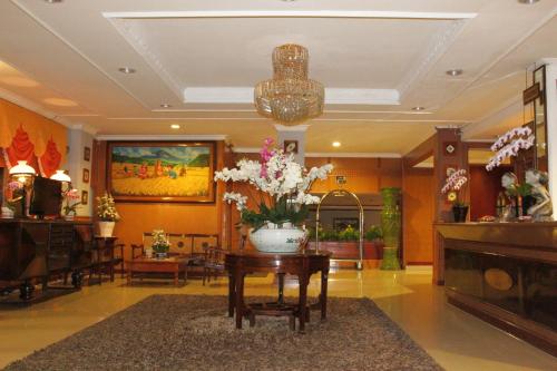 Benua Hotel Kota Bandung Price Address Reviews