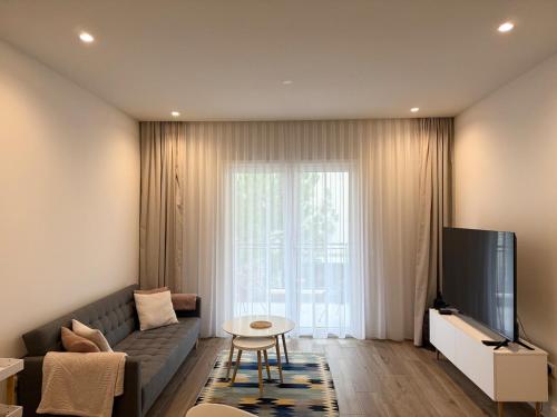 One Bedroom Apartment in Lustica Bay Centrale – khách sạn tại Radovici