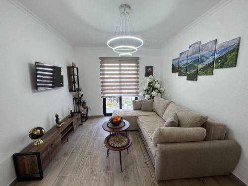 Amazing Sunset Escape -Private Parking in Trojica