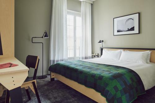 room detail thumbnail 0