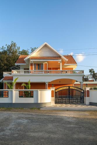 Veranda Villa in Kaladi