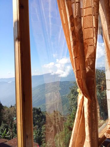 Rainbow Guest House in Sonada