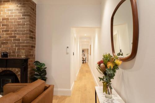Modern & Cozy 3BR Terrace in Zetland in Zetland