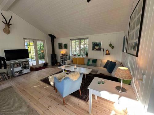 Facilities, Perfect Base Near Beach And Shops in Idestrup