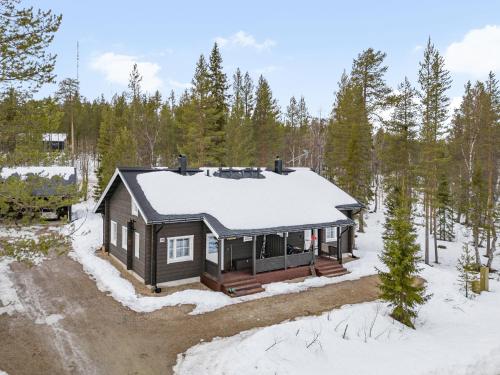Skicamp 3 - Modern 3BR Villa in Pyhätunturi – khách sạn tại Pyhatunturi