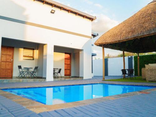 Peldbaseins, Gee Heights Private Boutique Guest House in Tabazimbi