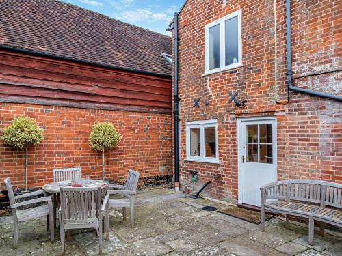 Iekārtas, 3 Bed in Stockbridge oc-94143 in Nether Wallop