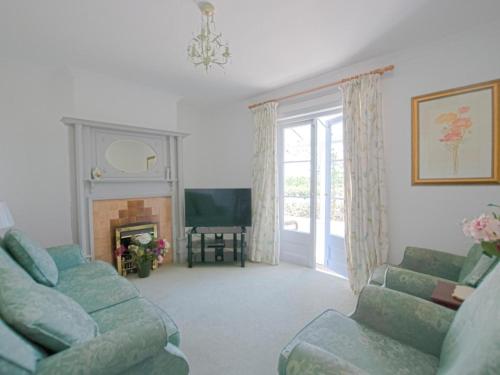 Facilities, 3 Bed in Borthwood oc-ic015 in Arreton and Newchurch