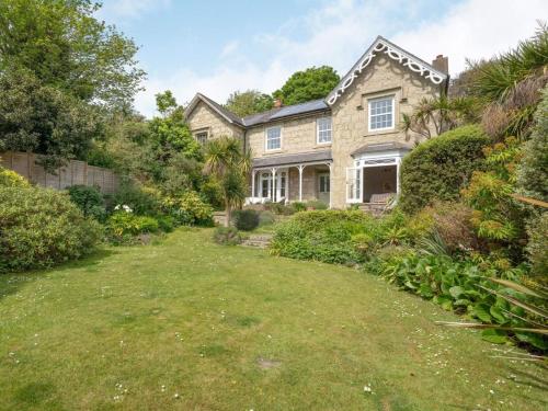 5 Bed in Bonchurch oc-ic076 – khách sạn tại Ventnor East