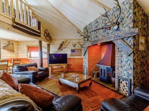 Iekārtas, 3 Bed in Crook oc-87009 in Witton Le Wear