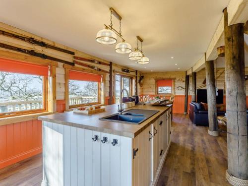 Iekārtas, 3 Bed in Crook oc-87009 in Witton Le Wear